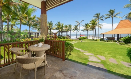 Deluxe Bungalow Ocean View 1 BR Veranda